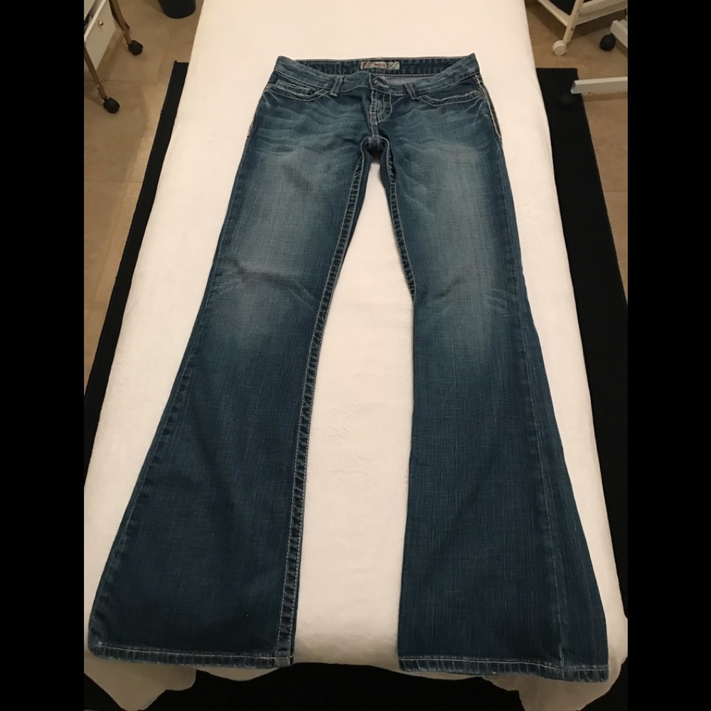 BKE woman’s size 27 jeans